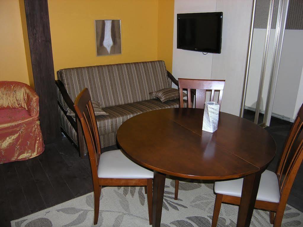 Art Villa On Sumskaya Street 카리프 외부 사진